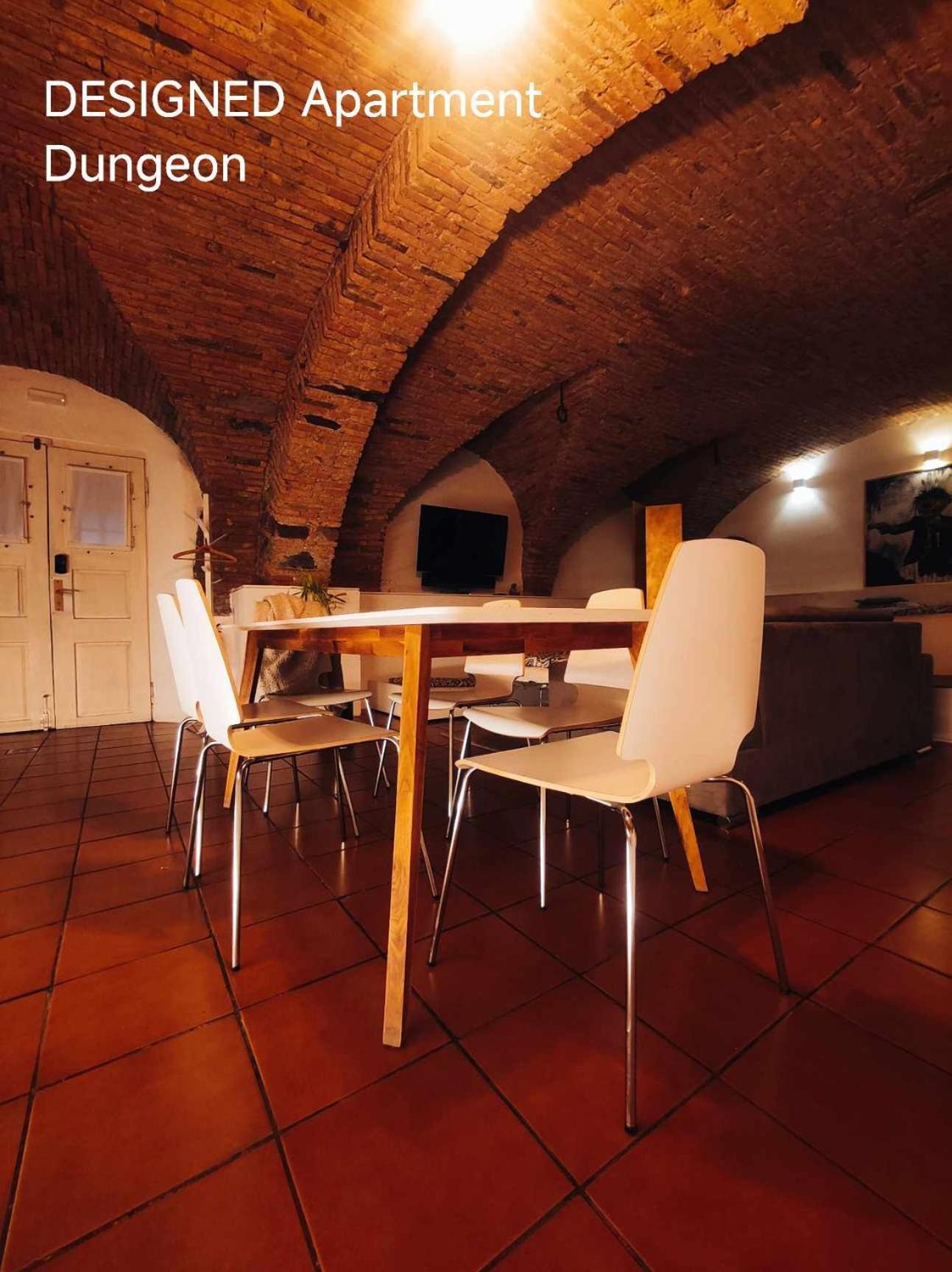 Dungeon Apartment ليوبليانا المظهر الخارجي الصورة