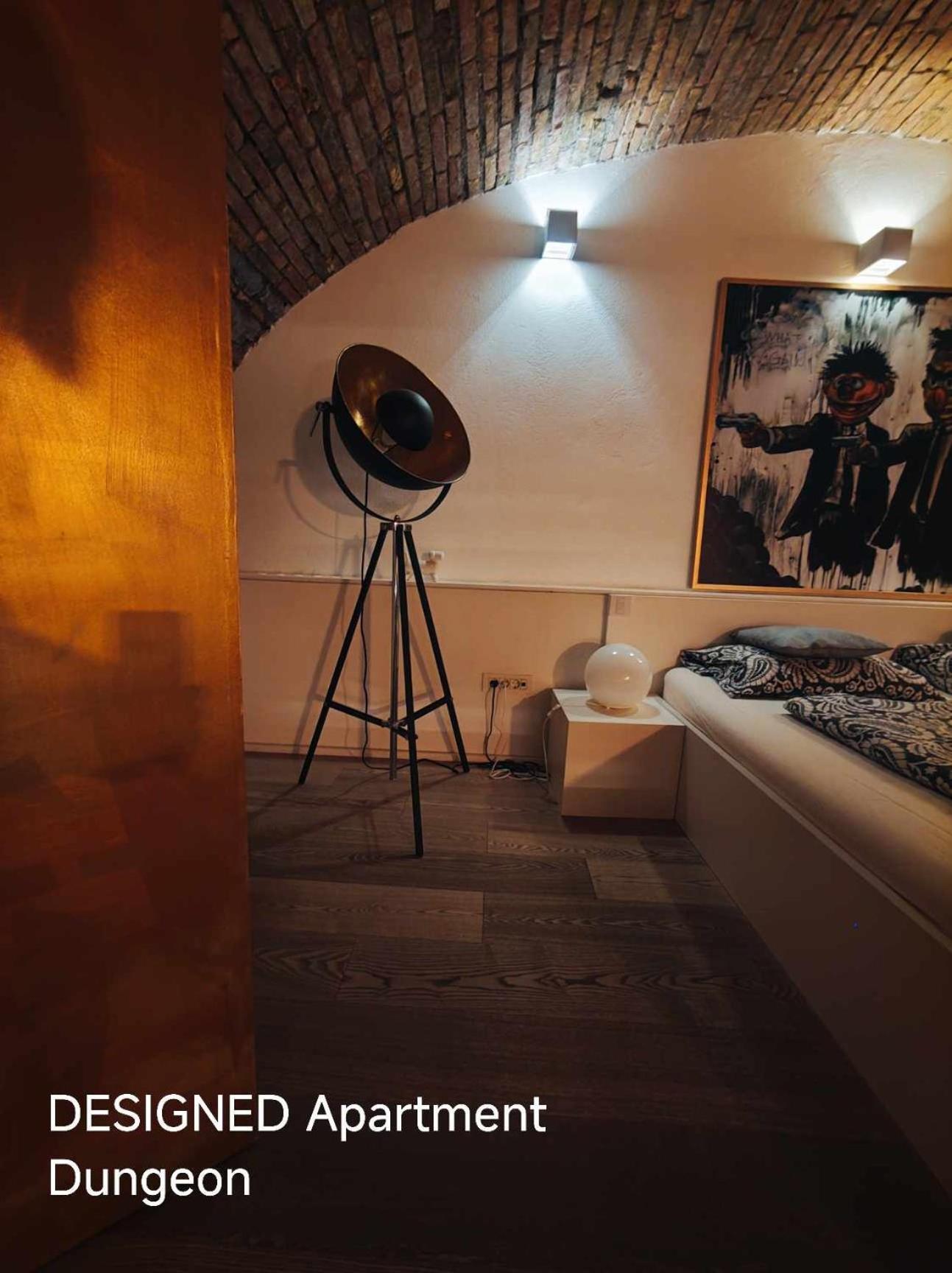 Dungeon Apartment ليوبليانا المظهر الخارجي الصورة
